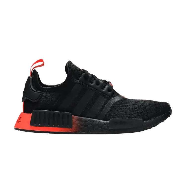 Кроссовки adidas Star Wars x NMD_R1 J 'Darth Vader', черный 
Кроссовки adidas Star Wars x NMD_R1 J 'Darth Vader', черный