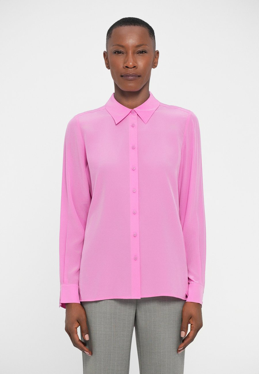 Блуза Diane von Furstenberg ELLIE BLOUSE, Pink Me/Pink
Блуза Diane von Furstenberg ELLIE BLOUSE, Pink Me/Pink