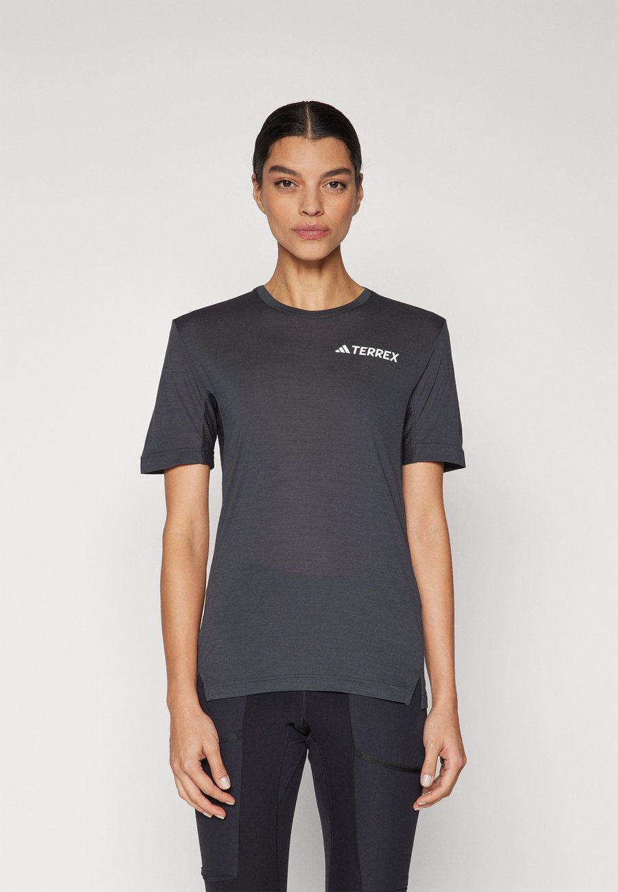 Футболка Adidas Terrex W XPR TEE, Grey, Серый, Футболка Adidas Terrex W XPR TEE, Grey
Футболка Adidas Terrex W XPR TEE, Grey, Серый, Футболка Adidas Terrex W XPR TEE, Grey
