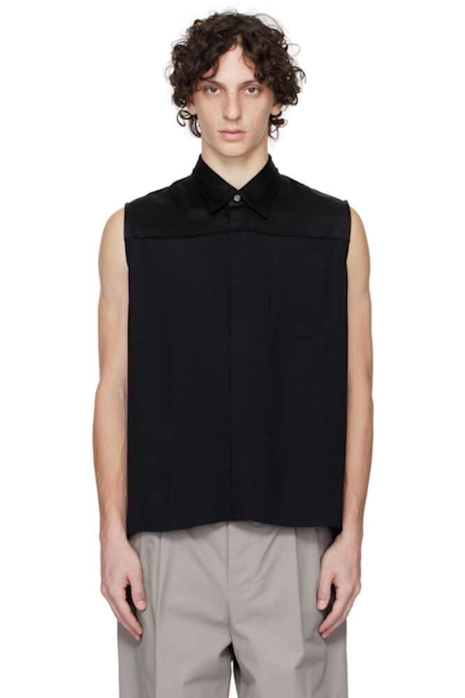 Черная контрастная рубашка без рукавов AMI Paris
Черная контрастная рубашка без рукавов AMI Paris