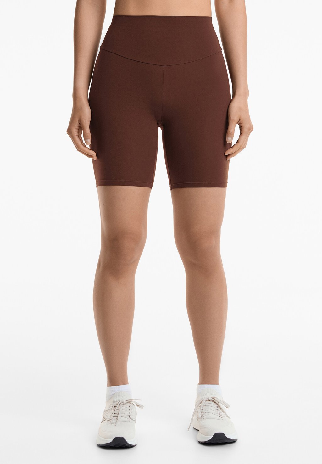 Леггинсы COMFORTLUX HIGH-RISE 20cm BIKER OYSHO, темно-коричневый
Леггинсы COMFORTLUX HIGH-RISE 20cm BIKER OYSHO, темно-коричневый