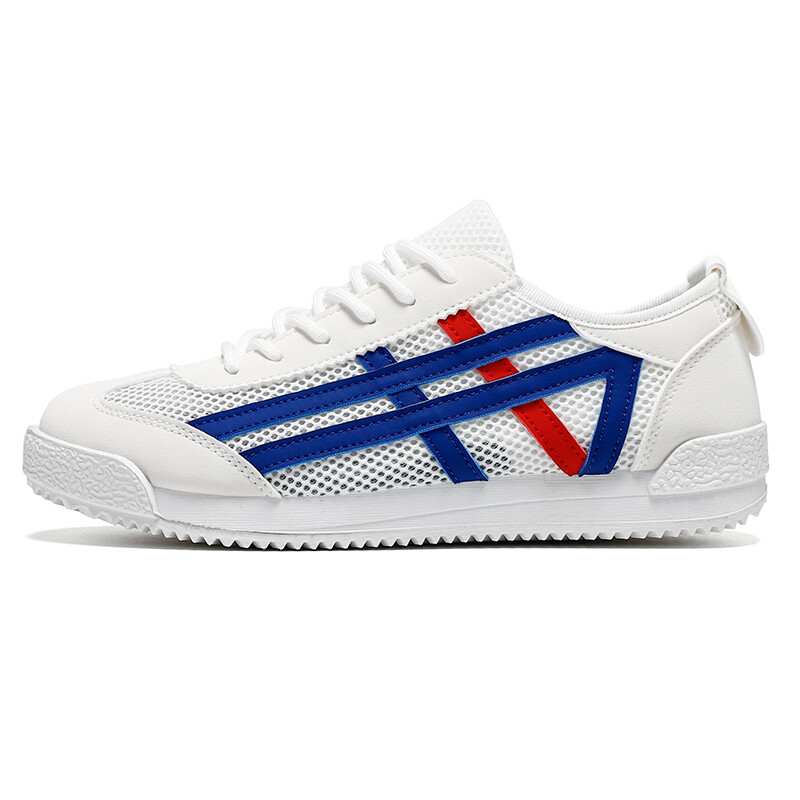 Кроссовки для детей "Дети" Izumi Chiryū, черный
Кроссовки для детей "Дети" Izumi Chiryū, черный