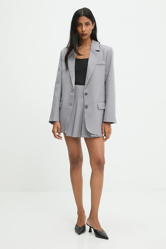 Комплект - жакет и юбка-брюки Answear.Lab, серый
Комплект - жакет и юбка-брюки Answear.Lab, серый