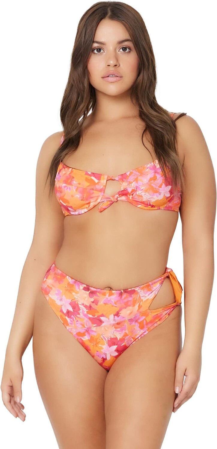 Купальный топ L*Space Into the Tropics Eco Rose Top, цвет Into The Tropics
Купальный топ L*Space Into the Tropics Eco Rose Top, цвет Into The Tropics