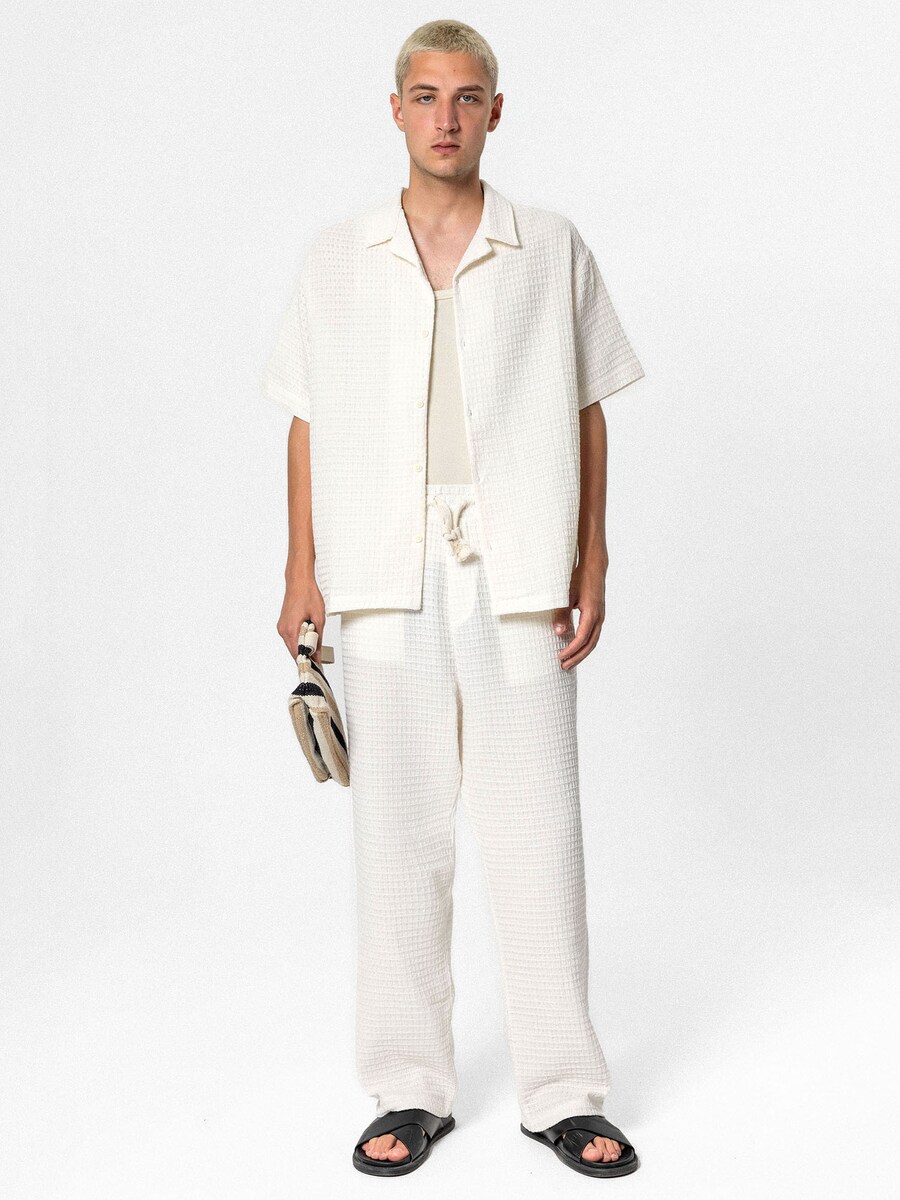 Рубашка комфортного кроя VAMOS CLO, от белого
Рубашка комфортного кроя VAMOS CLO, от белого