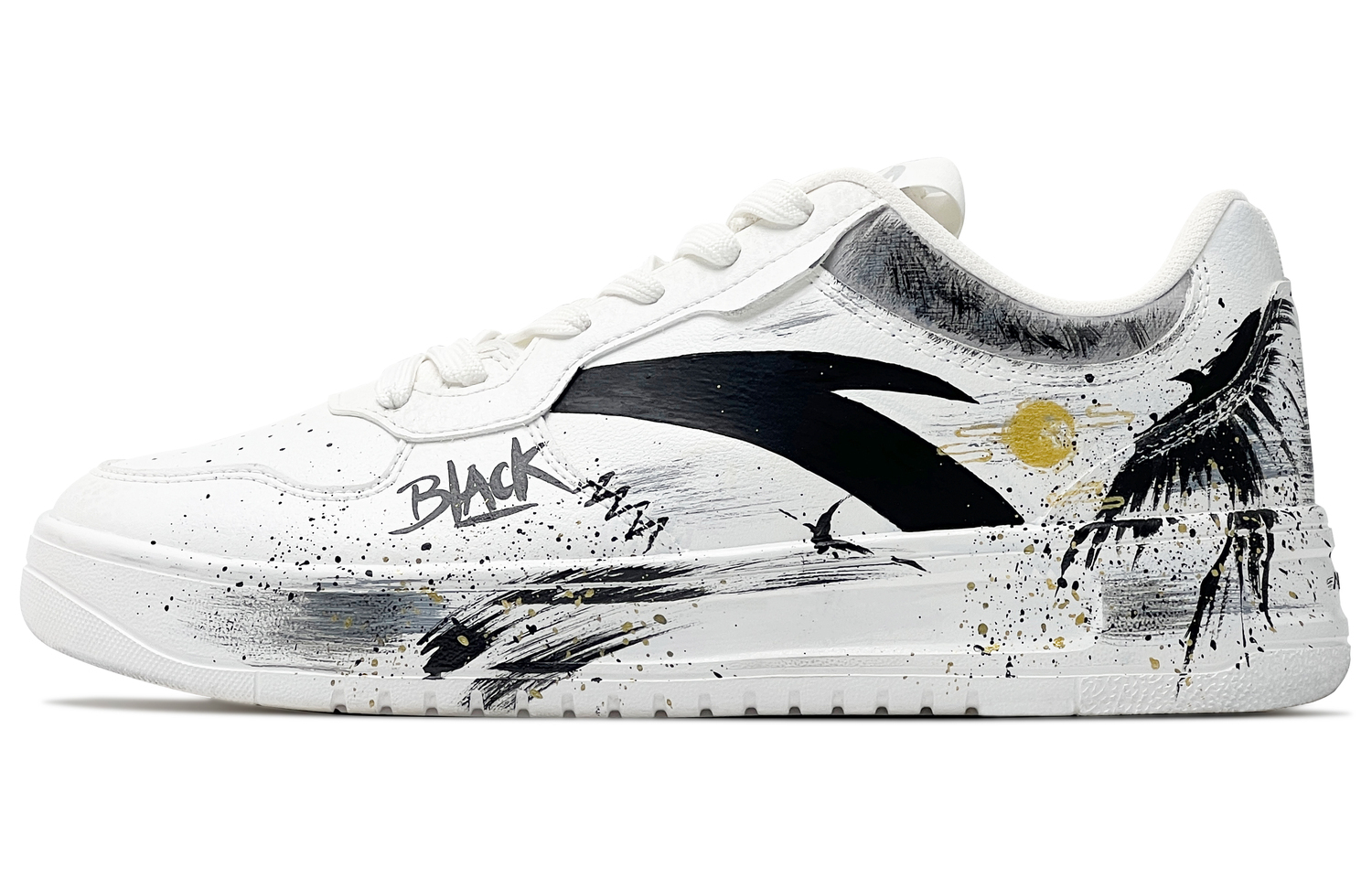 Антискользящие амортизирующие низкие скейтерские кроссовки Anta Life Collection мужские черно-бело-золотые 
Антискользящие амортизирующие низкие скейтерские кроссовки Anta Life Collection мужские черно-бело-золотые