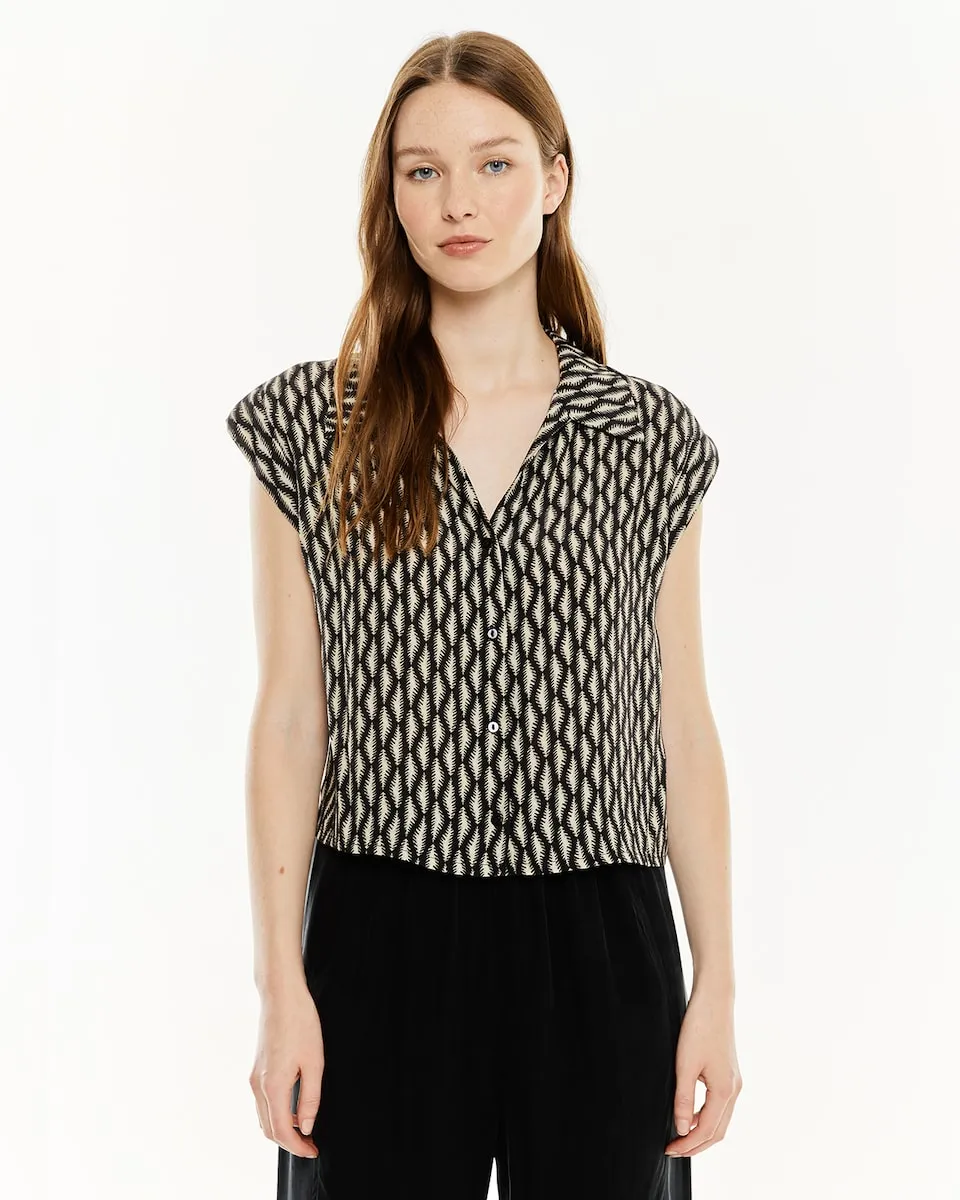 Женская блузка с двухцветным принтом и отложным воротником System Action, черный
Женская блузка с двухцветным принтом и отложным воротником System Action, черный