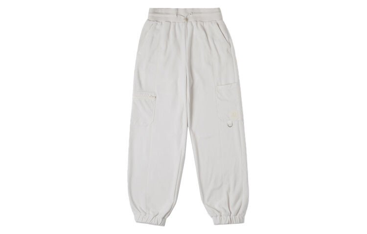 Трикотажные спортивные штаны женские белые Converse
Трикотажные спортивные штаны женские белые Converse