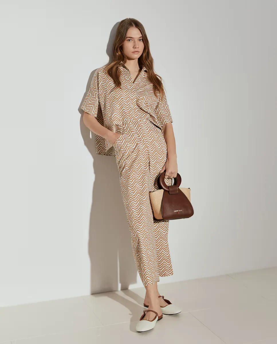 Женские прямые брюки с принтом на завышенной талии Lion of Porches, бежевый
Женские прямые брюки с принтом на завышенной талии Lion of Porches, бежевый