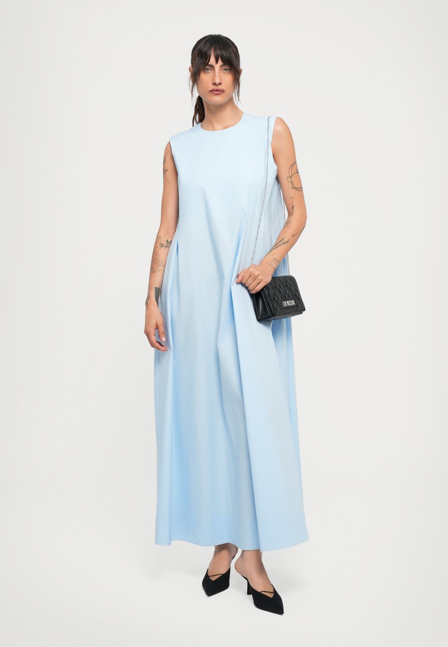 Сумка кросс-боди Love Moschino SMART DAILY BAG, Black
Сумка кросс-боди Love Moschino SMART DAILY BAG, Black