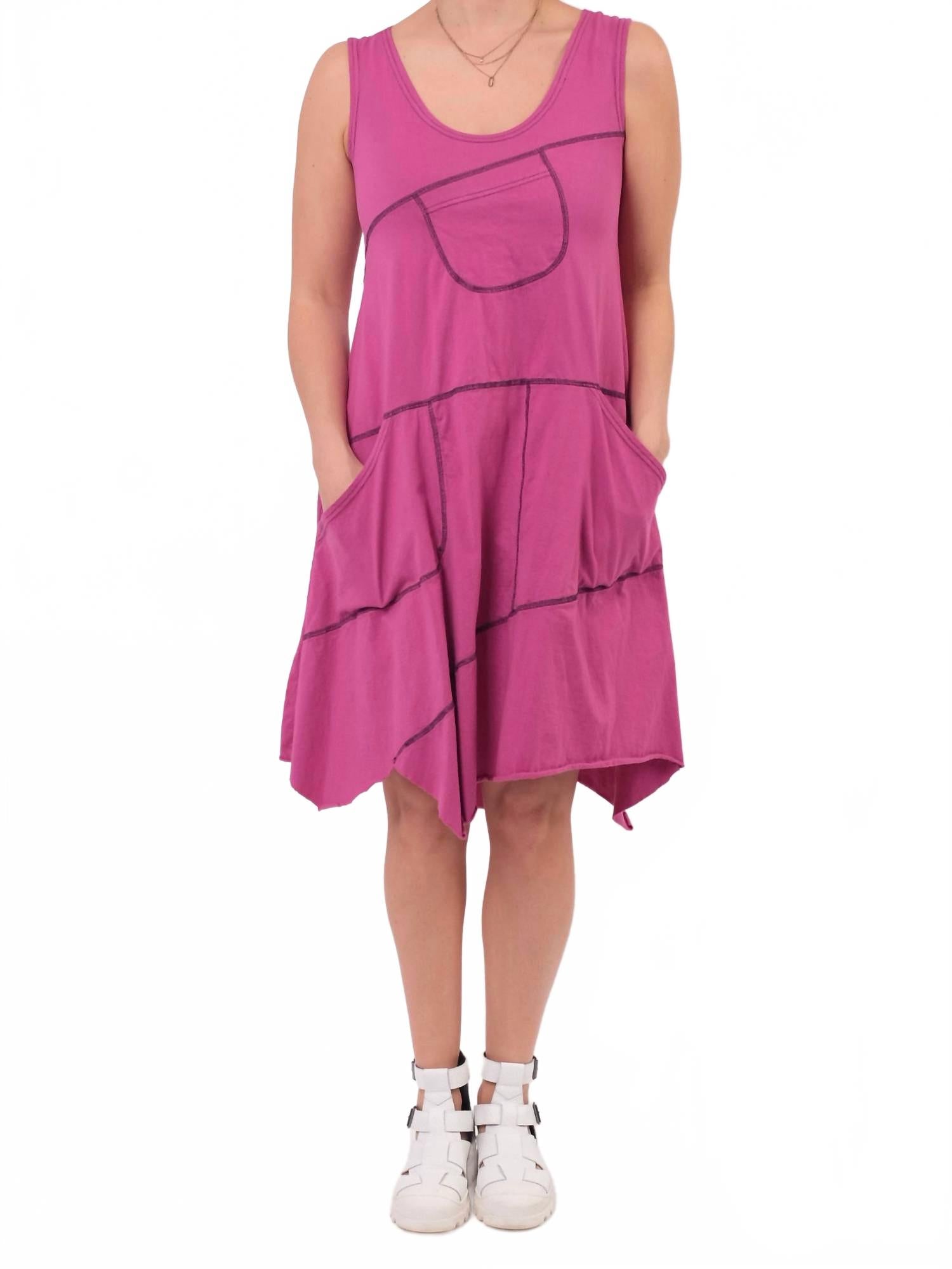 Платье Benito в малиновом цвете Cynthia Ashby
Платье Benito в малиновом цвете Cynthia Ashby