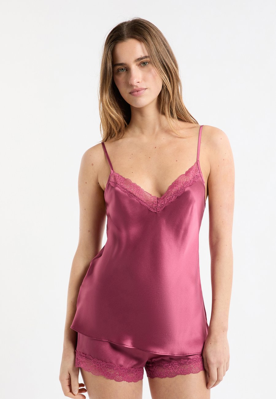 Пижамный топ Etam MILKY, Blush/Berry
Пижамный топ Etam MILKY, Blush/Berry