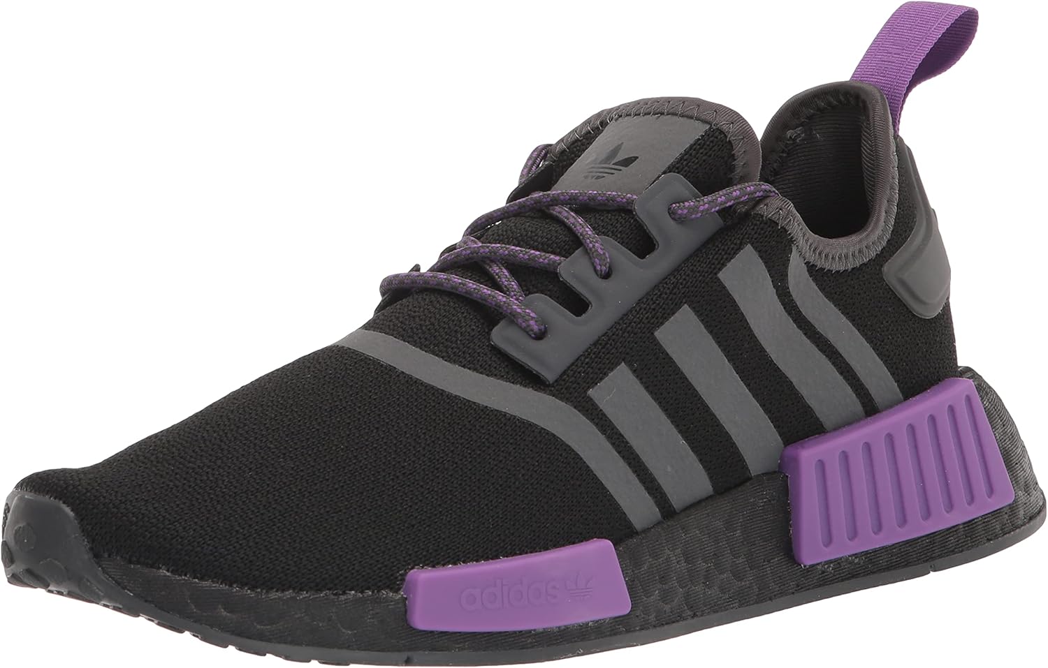 Кроссовки Adidas Unisex-Child NMD_r1 C (для маленьких детей), черный/серый/фиолетовый
Кроссовки Adidas Unisex-Child NMD_r1 C (для маленьких детей), черный/серый/фиолетовый