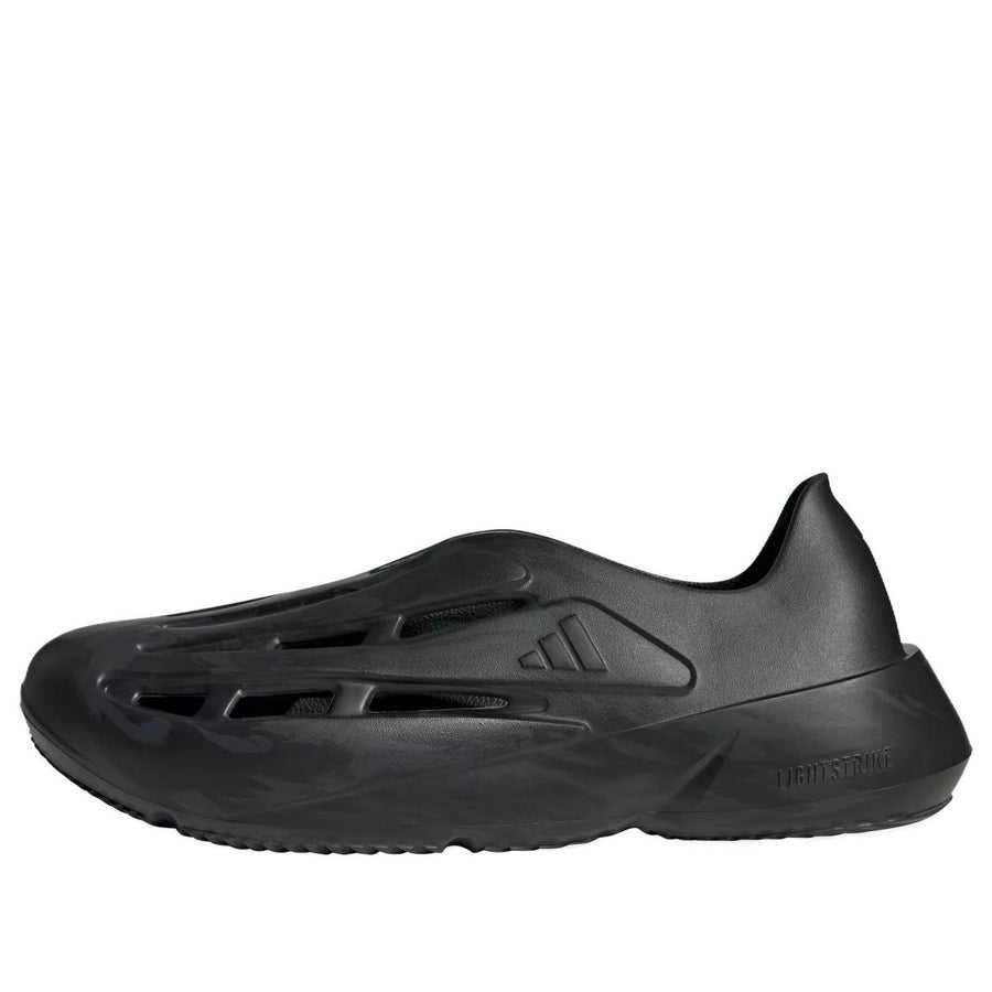 Сандалии adidas Lightblaze Moc 'Core Black Carbon', черный 
Сандалии adidas Lightblaze Moc 'Core Black Carbon', черный