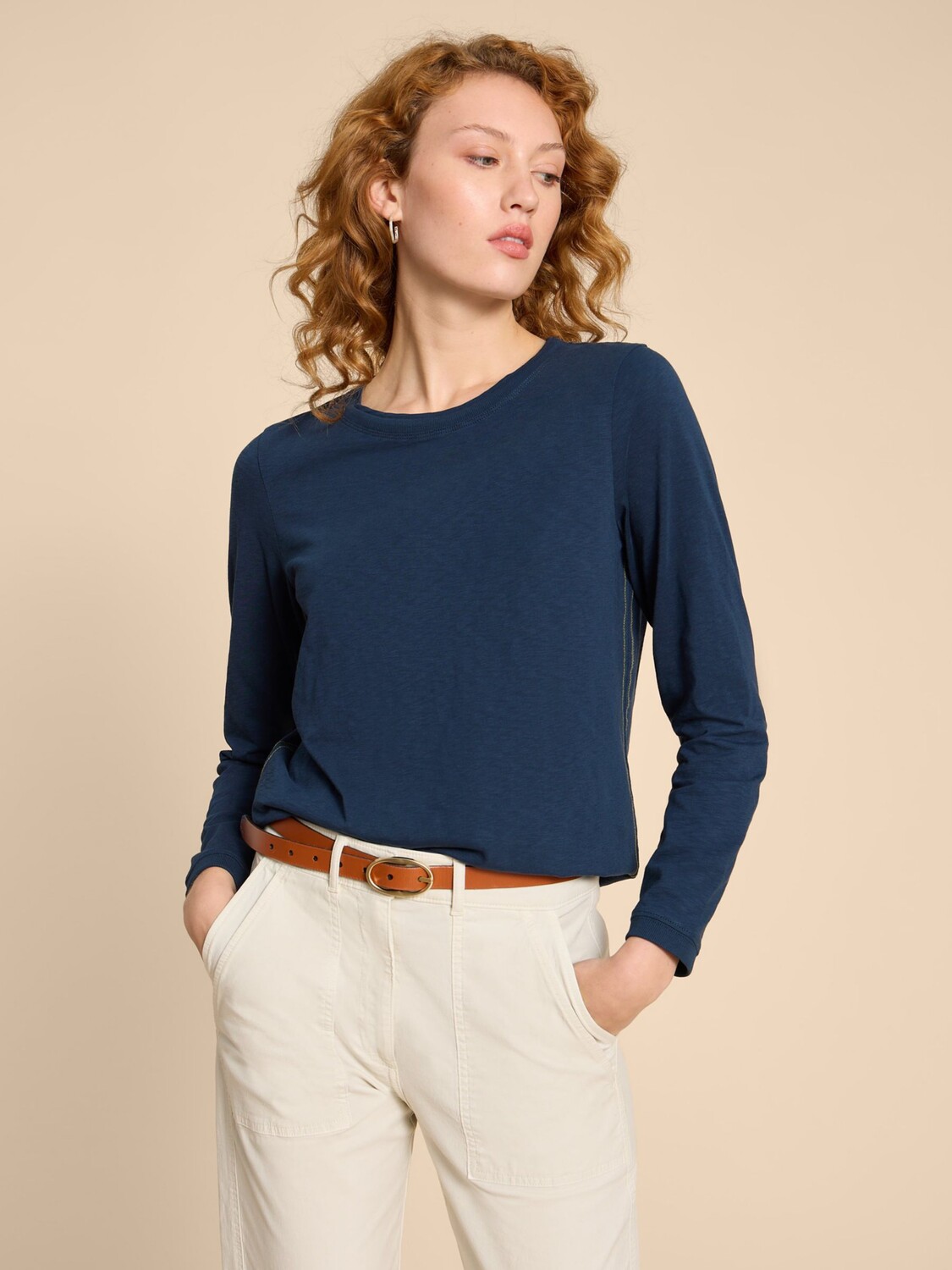 Однотонный трикотажный топ Clara White Stuff, темно-синий
Однотонный трикотажный топ Clara White Stuff, темно-синий