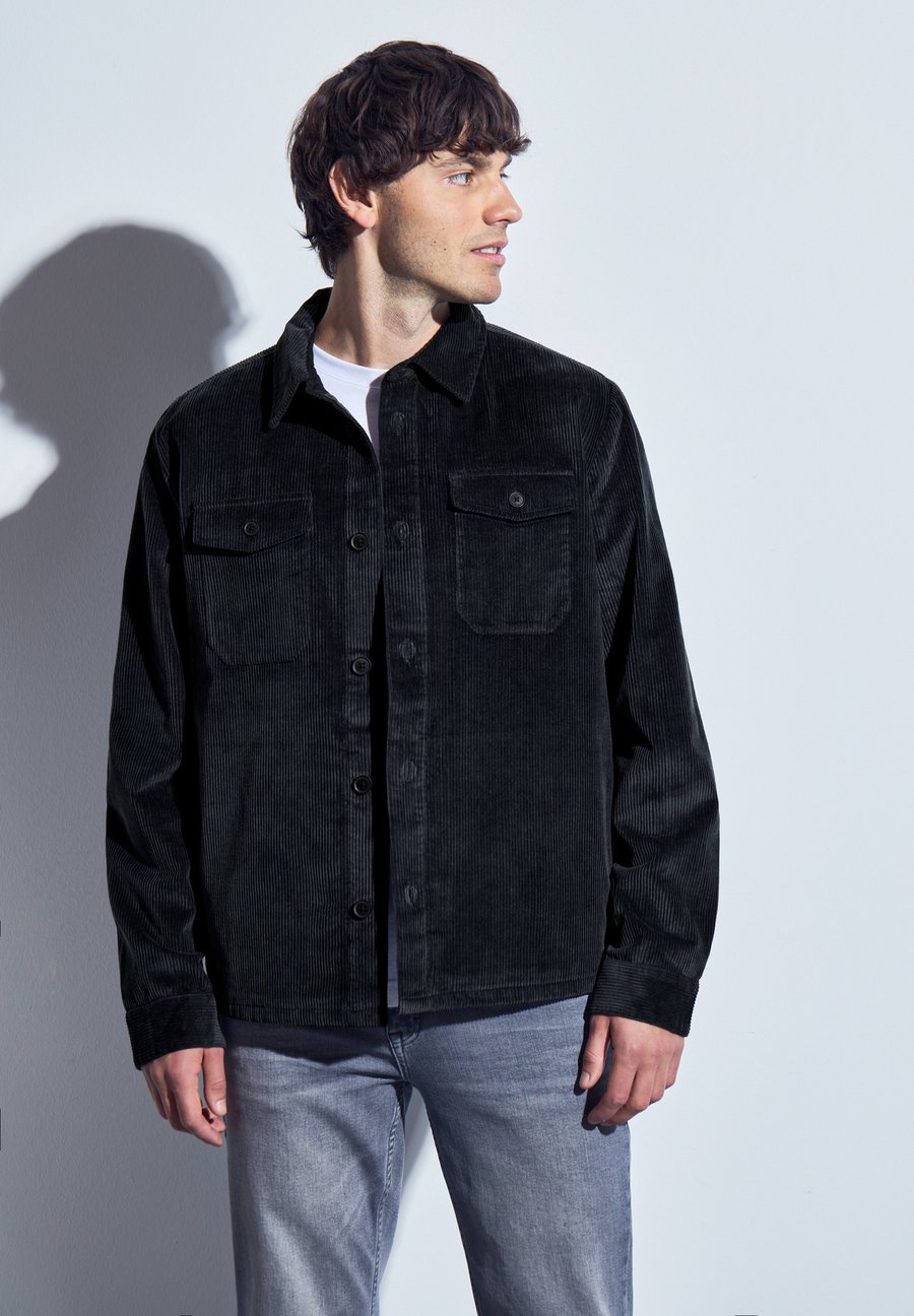 Куртка Street One MEN Summer jacket, Blau/Dark Blue
Куртка Street One MEN Summer jacket, Blau/Dark Blue