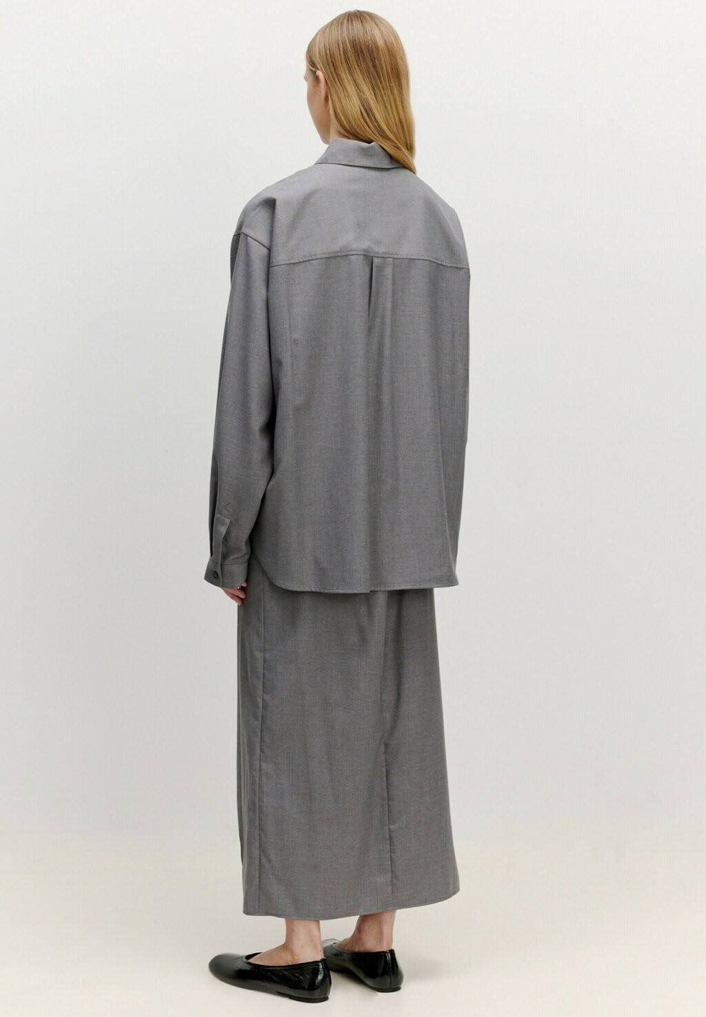 Блузка на пуговицах CHADIA EDITED, серый
Блузка на пуговицах CHADIA EDITED, серый