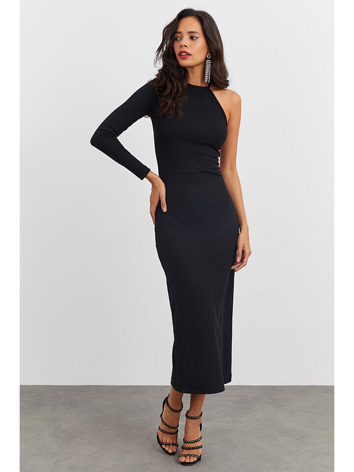 Платье Cool and sexy, черный
Платье Cool and sexy, черный