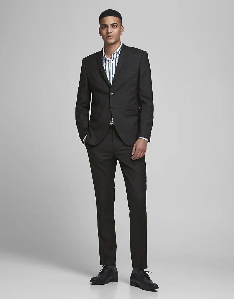 Jack & Jones – Однобортный пиджак и брюки черного цвета
Jack & Jones – Однобортный пиджак и брюки черного цвета