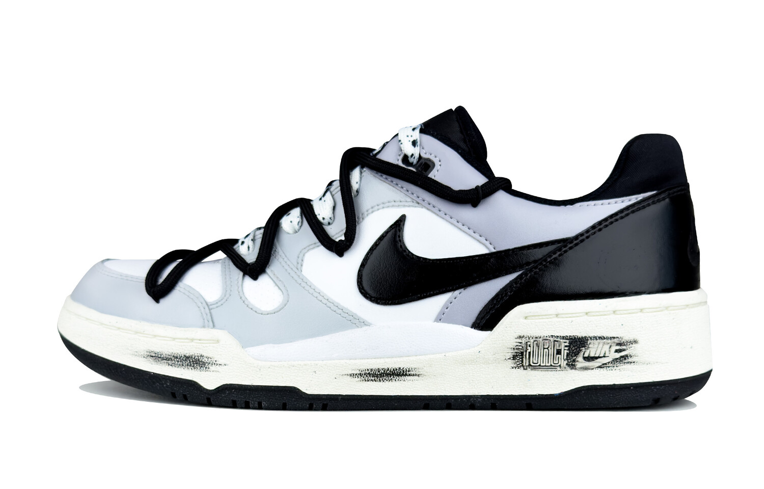 Кроссовки Nike Full Force Skateboarding Shoes Men Low-top Black/white/gray, черный/белый/серый
Кроссовки Nike Full Force Skateboarding Shoes Men Low-top Black/white/gray, черный/белый/серый