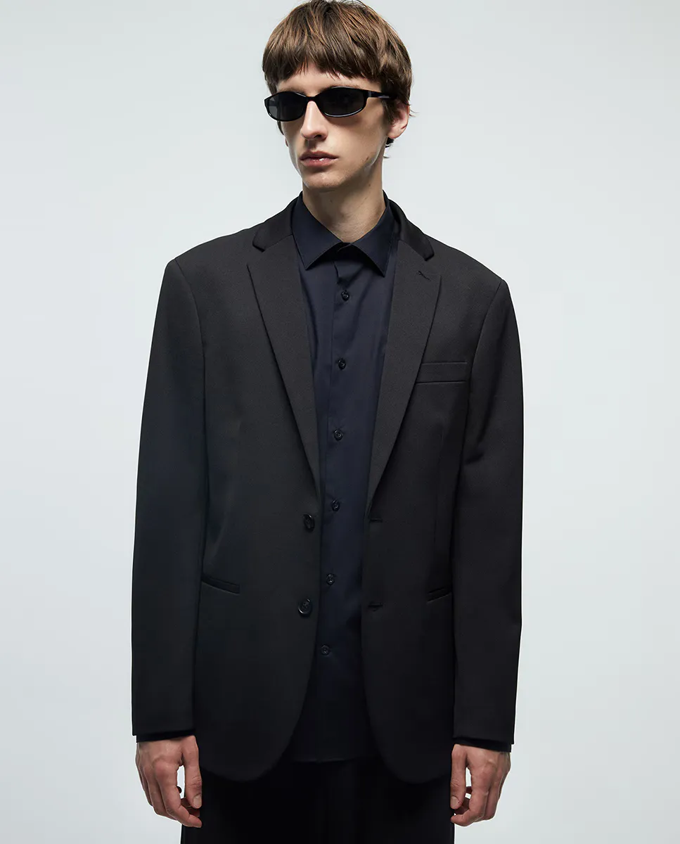 Пиджак мужской Sfera, черный
Пиджак мужской Sfera, черный