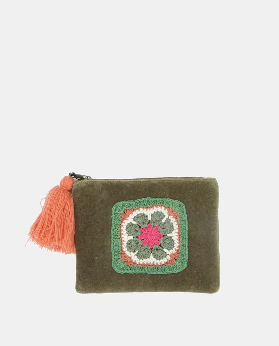 Велюровый мешочек с вязаным крючком патчем Storiatipic, военный зеленый
Велюровый мешочек с вязаным крючком патчем Storiatipic, военный зеленый