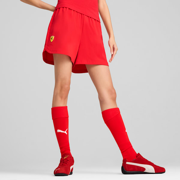 Женские тканые шорты Scuderia Ferrari Puma, красный
Женские тканые шорты Scuderia Ferrari Puma, красный