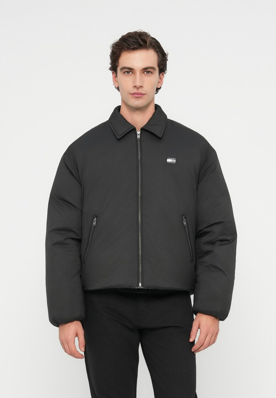 Куртка Tommy Jeans PADDED COLLAR JACKET, Black
Куртка Tommy Jeans PADDED COLLAR JACKET, Black