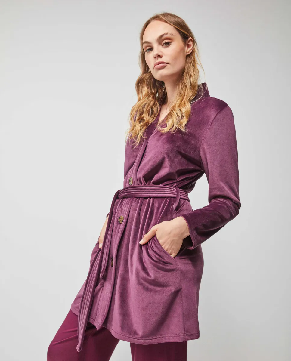 Женский флисовый халат с пуговицами и поясом Gisela, фиолетовый
Женский флисовый халат с пуговицами и поясом Gisela, фиолетовый