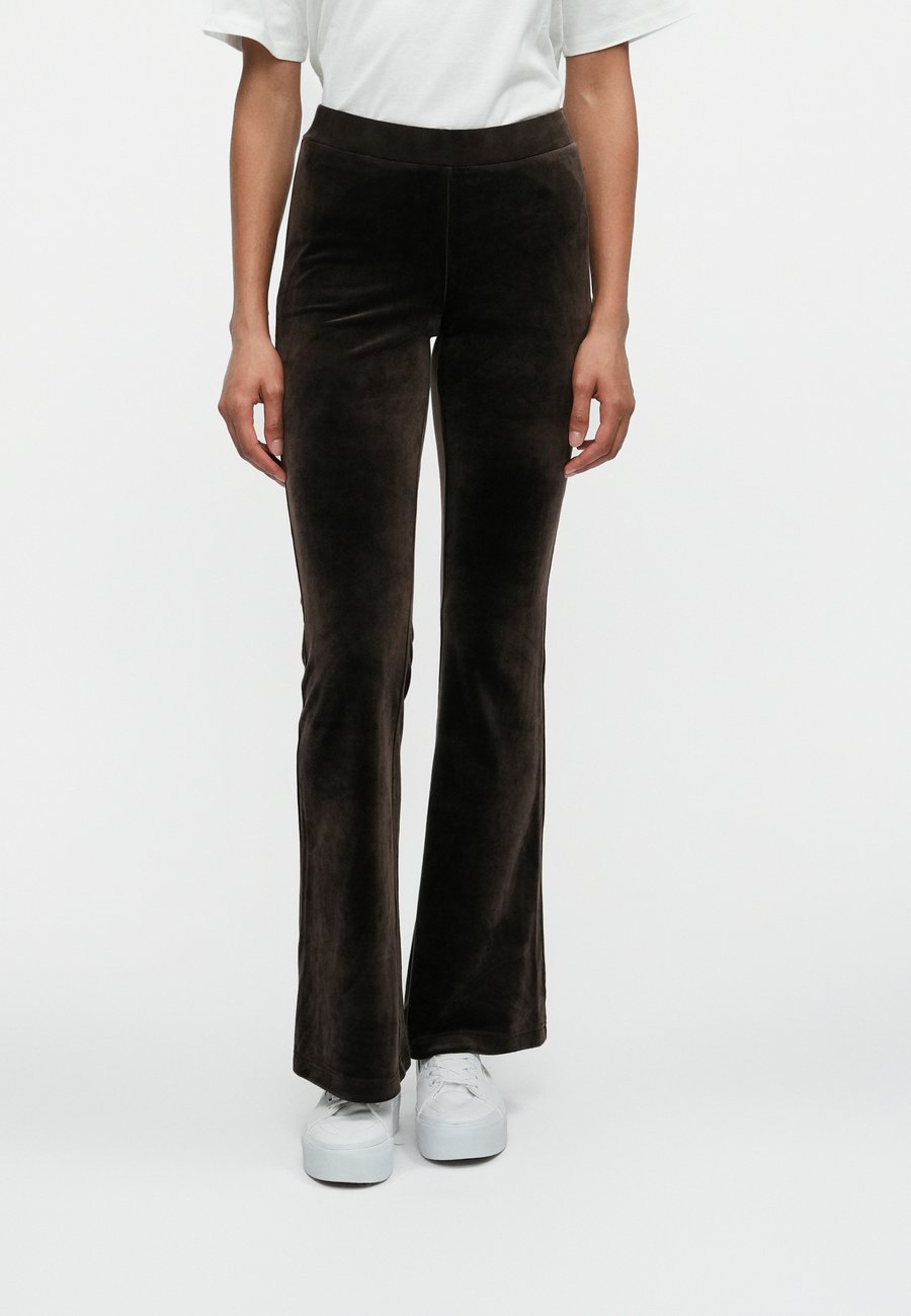 Брюки ONLY ONLPAIGE ELSY LIFE PANT , Mole/Dark Brown
Брюки ONLY ONLPAIGE ELSY LIFE PANT , Mole/Dark Brown