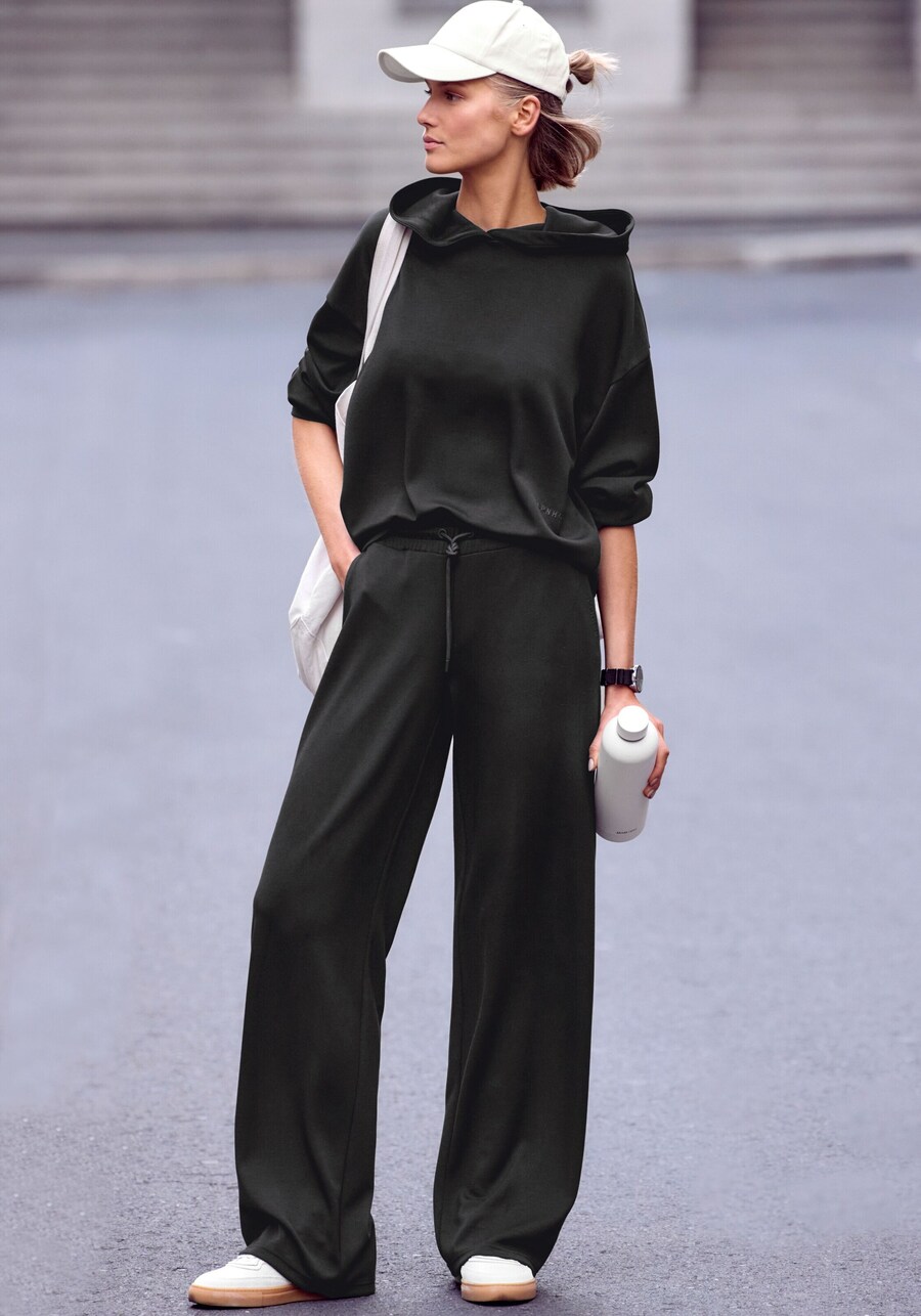 Широкие брюки Copenhagen Studios, черный
Широкие брюки Copenhagen Studios, черный