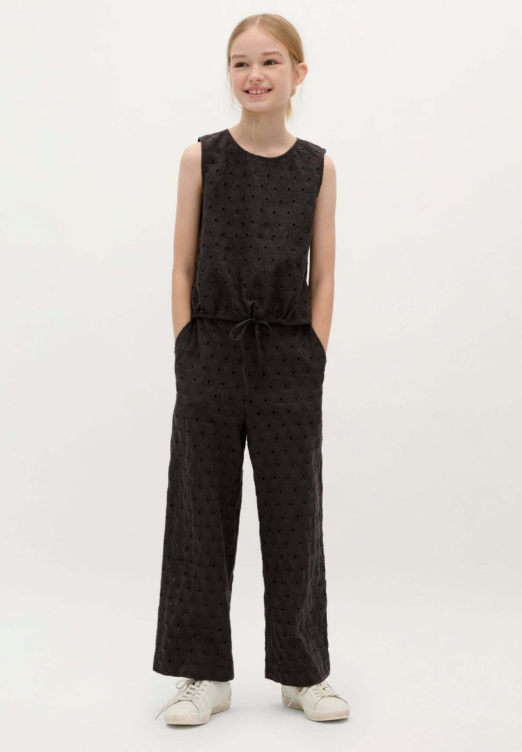 Топ INGRID Scalpers, темно-серый
Топ INGRID Scalpers, темно-серый