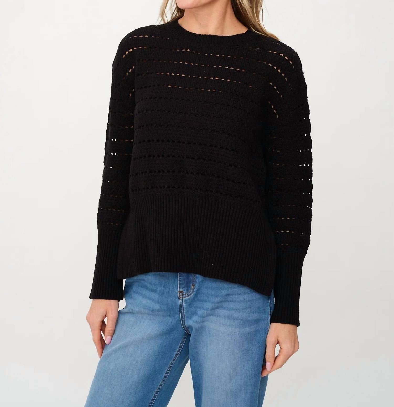 Женский вязаный свитер с круглым вырезом Jaden в черном цвете SIX/FIFTY
Женский вязаный свитер с круглым вырезом Jaden в черном цвете SIX/FIFTY