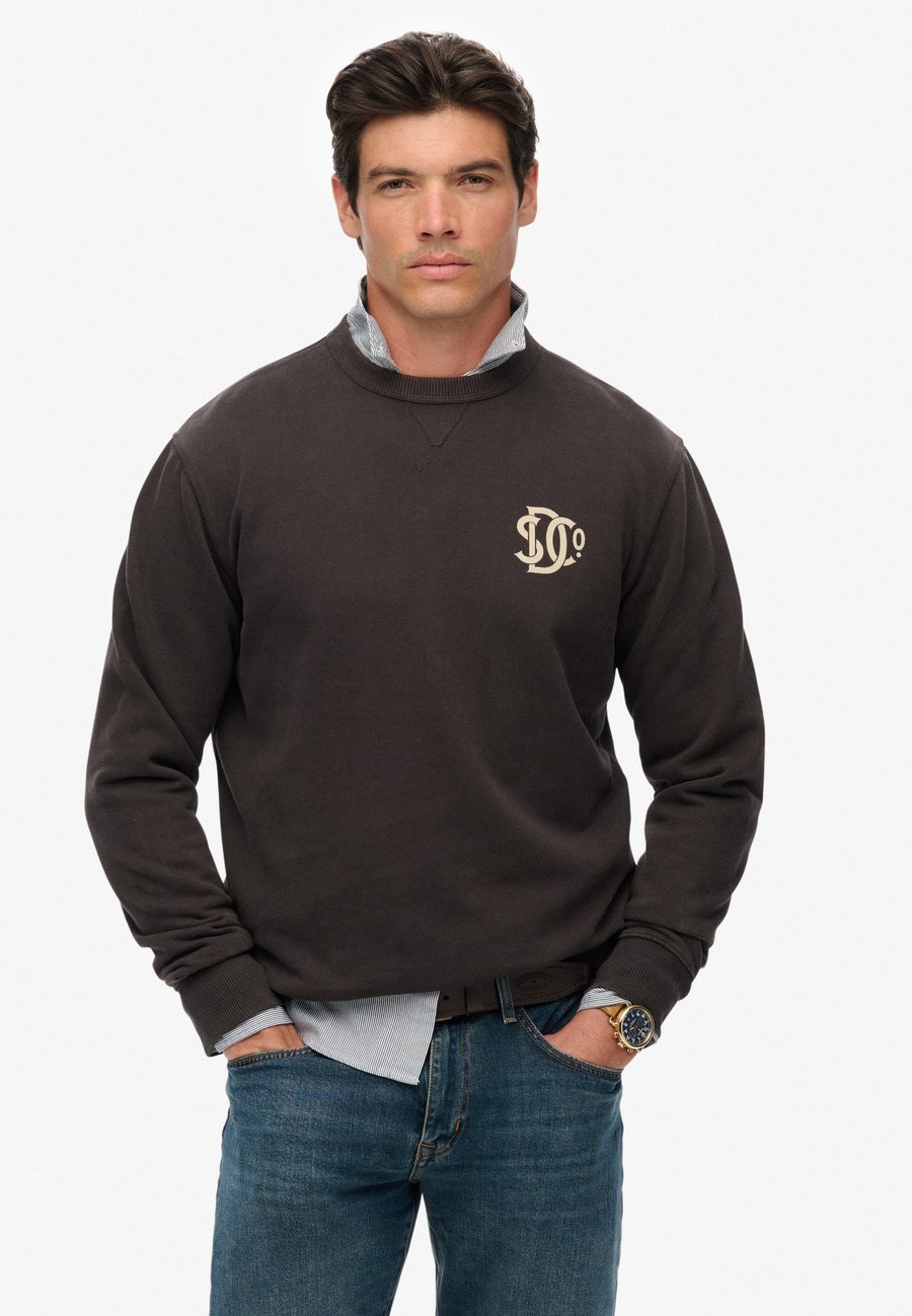 Толстовка Superdry & Co THE MERCHANT STORE- GRAPHIC , Bison Black/Black, Черный, Толстовка Superdry & Co THE MERCHANT STORE- GRAPHIC , Bison Black/Black
Толстовка Superdry & Co THE MERCHANT STORE- GRAPHIC , Bison Black/Black, Черный, Толстовка Superdry & Co THE MERCHANT STORE- GRAPHIC , Bison Black/Black