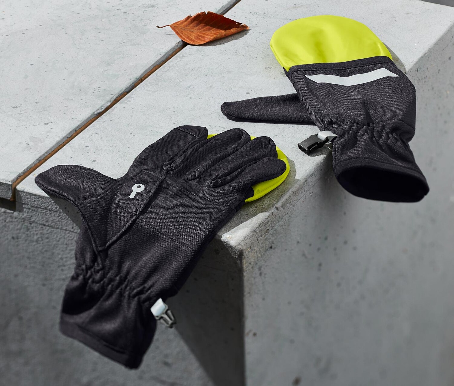 Перчатки для бега 2 в 1 Tchibo, черный 
Перчатки для бега 2 в 1 Tchibo, черный