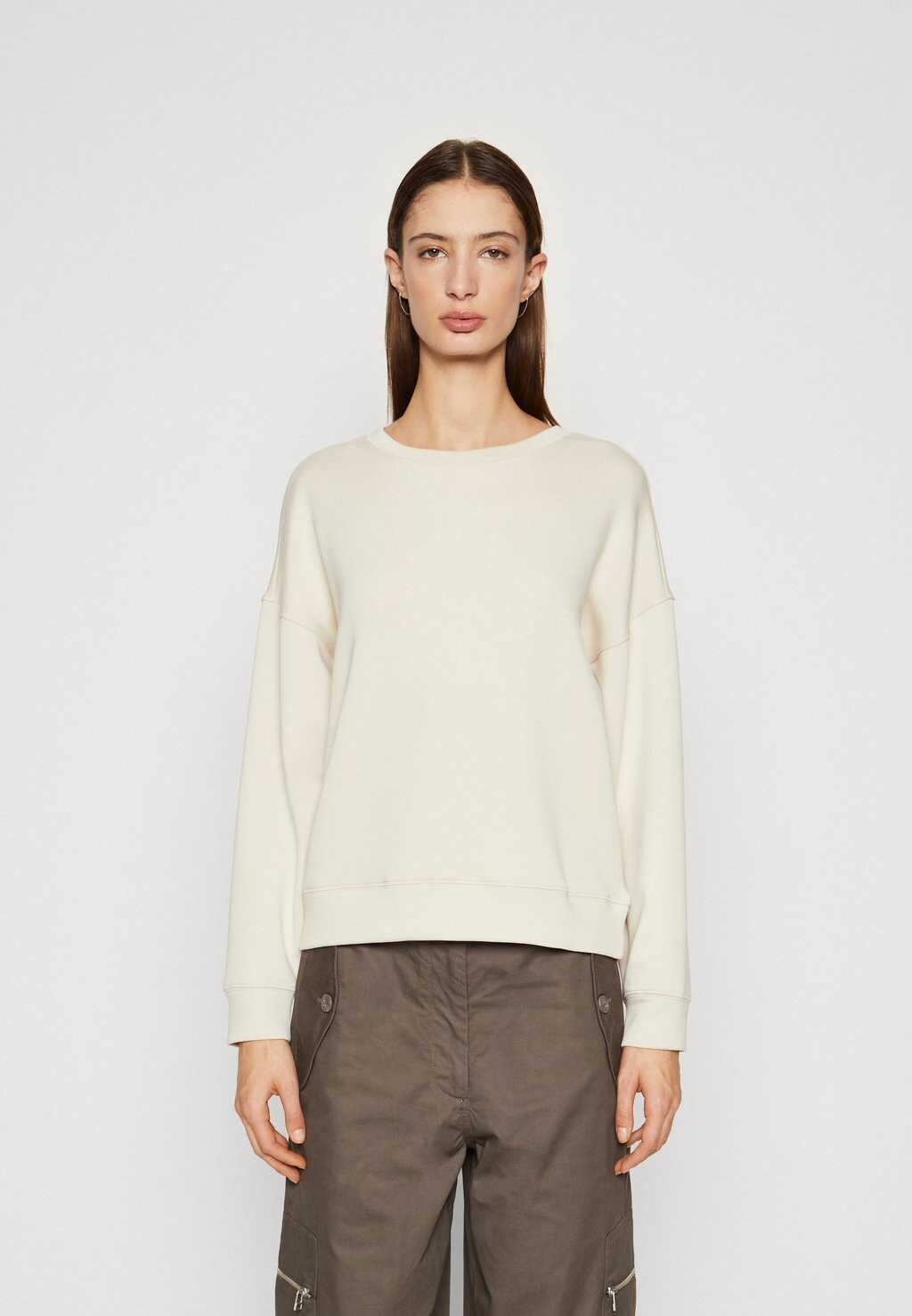 Свитшот Moss Copenhagen, овсяный
Свитшот Moss Copenhagen, овсяный