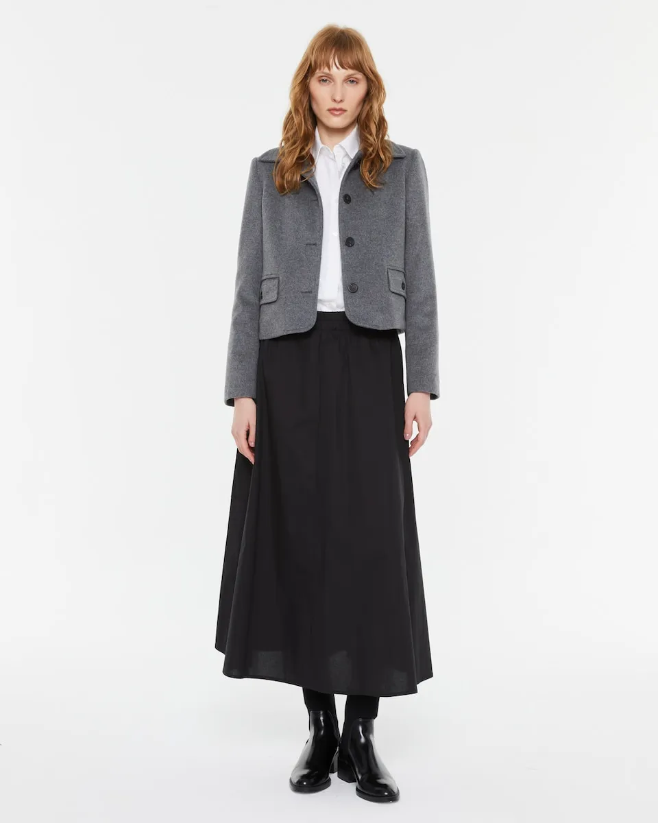 Мидовая юбка из поплина с эластичной талией и боковым карманом Andam, черный
Мидовая юбка из поплина с эластичной талией и боковым карманом Andam, черный