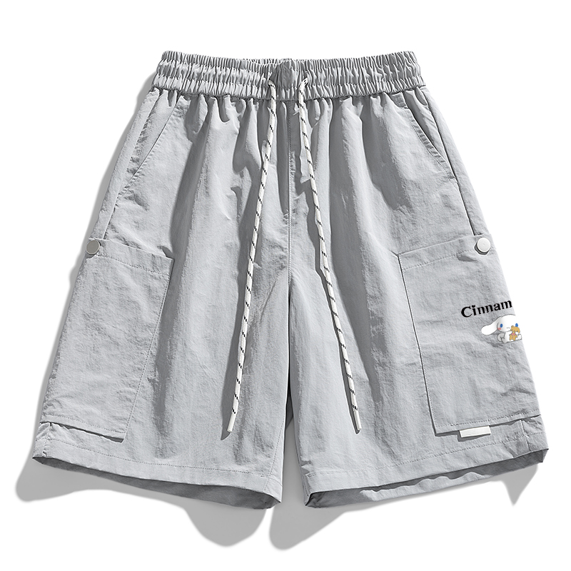 Шорты повседневные Unisex CINNAMOROLL Yugui Dog Sanrio, светло-серый
Шорты повседневные Unisex CINNAMOROLL Yugui Dog Sanrio, светло-серый