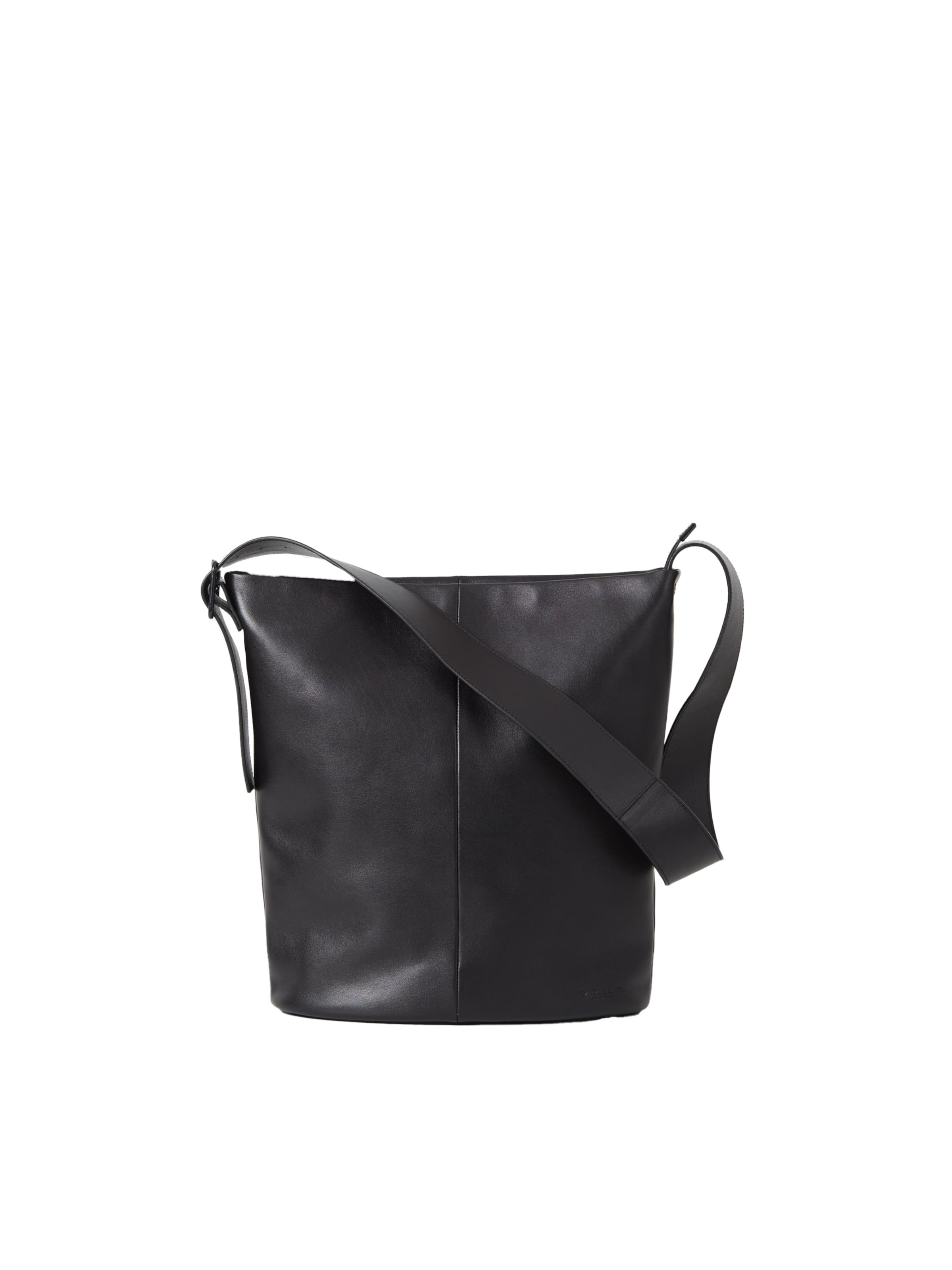 VAGABOND SHOEMAKERS Плечевая сумка 'Stockholm' в черном цвете
VAGABOND SHOEMAKERS Плечевая сумка 'Stockholm' в черном цвете