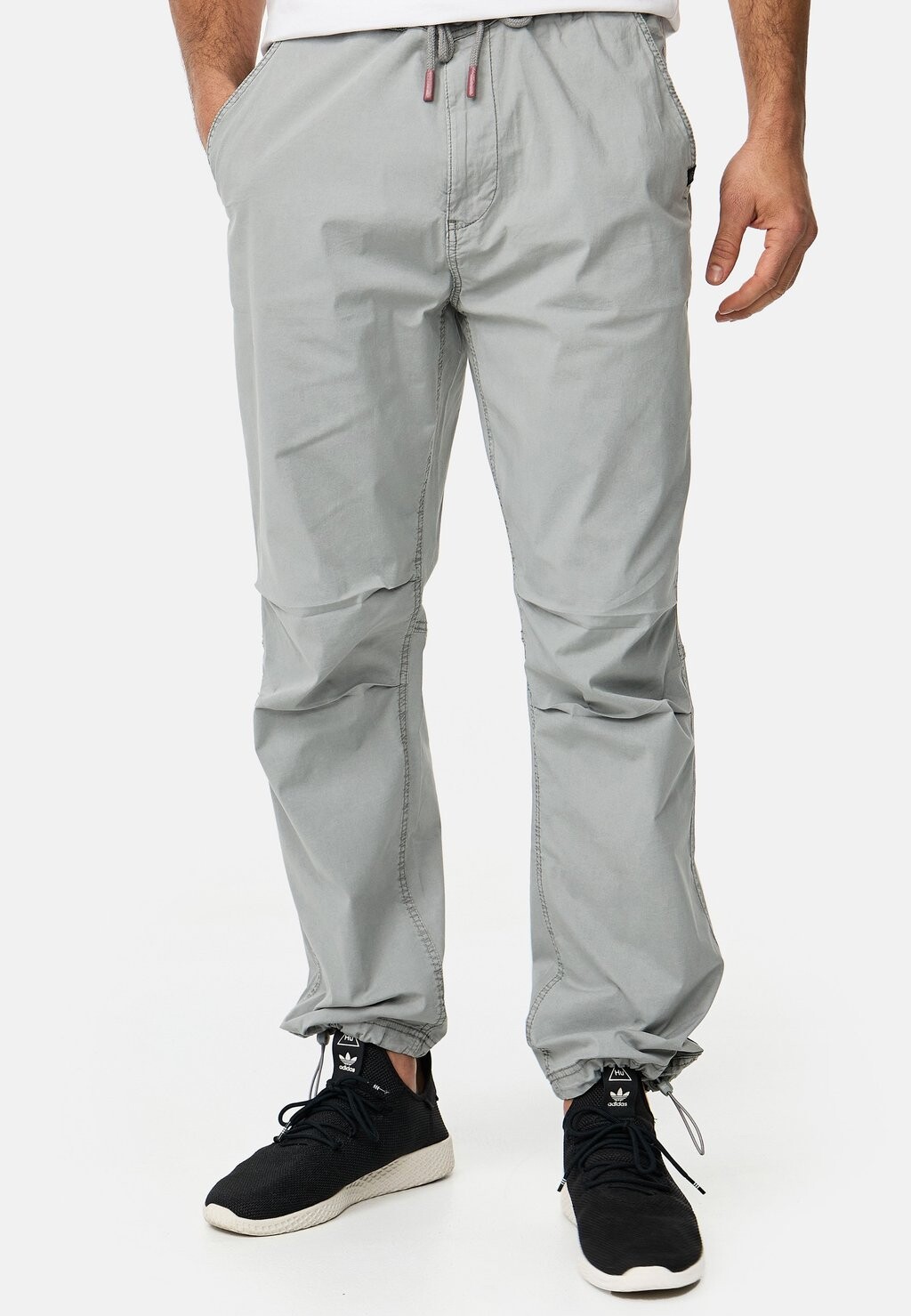 Джинсы морковного фасона INDICODE JEANS, светло-серые
Джинсы морковного фасона INDICODE JEANS, светло-серые