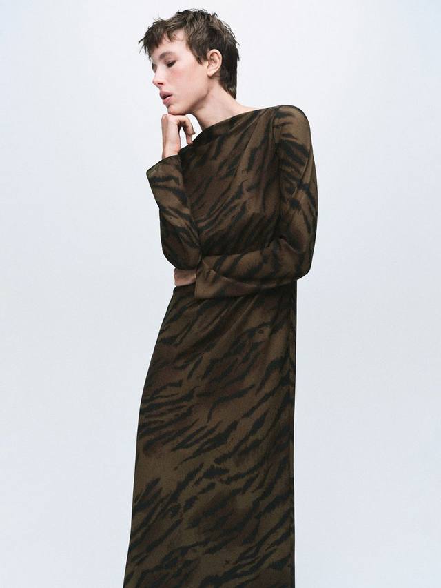 Платье Greta из сатина с принтом Animal Print Mango, Brown
Платье Greta из сатина с принтом Animal Print Mango, Brown