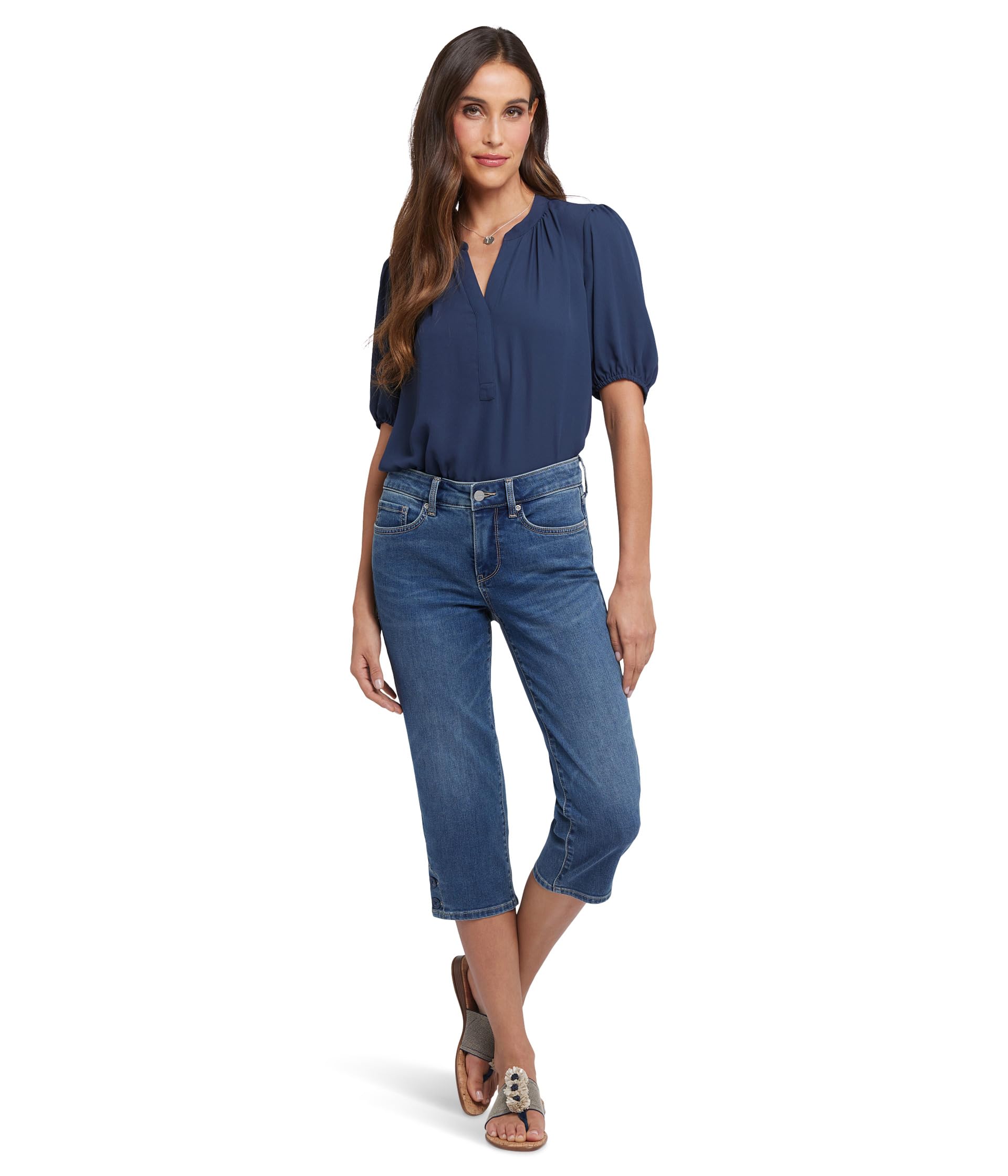 Джинсы NYDJ Petite Marilyn Crop Side Button Placket Jeans in Valencia Surf, цвет Valencia Surf
Джинсы NYDJ Petite Marilyn Crop Side Button Placket Jeans in Valencia Surf, цвет Valencia Surf