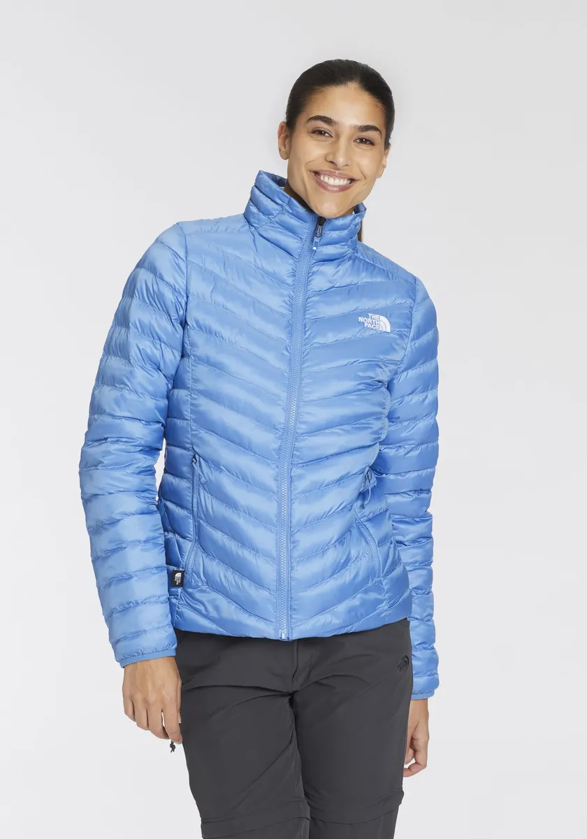 Функциональная куртка The North Face "W HUILA SYNTHETIC JACKET" (1 шт.), без капюшона, с вышивкой логотипа спереди и сзади, цвет Indigo Stone, Фиолетовый, Функциональная куртка The North Face "W HUILA SYNTHETIC JACKET" (1 шт.), без капюшона, с вышивкой ло
Функциональная куртка The North Face "W HUILA SYNTHETIC JACKET" (1 шт.), без капюшона, с вышивкой логотипа спереди и сзади, цвет Indigo Stone, Фиолетовый, Функциональная куртка The North Face "W HUILA SYNTHETIC JACKET" (1 шт.), без капюшона, с вышивкой ло