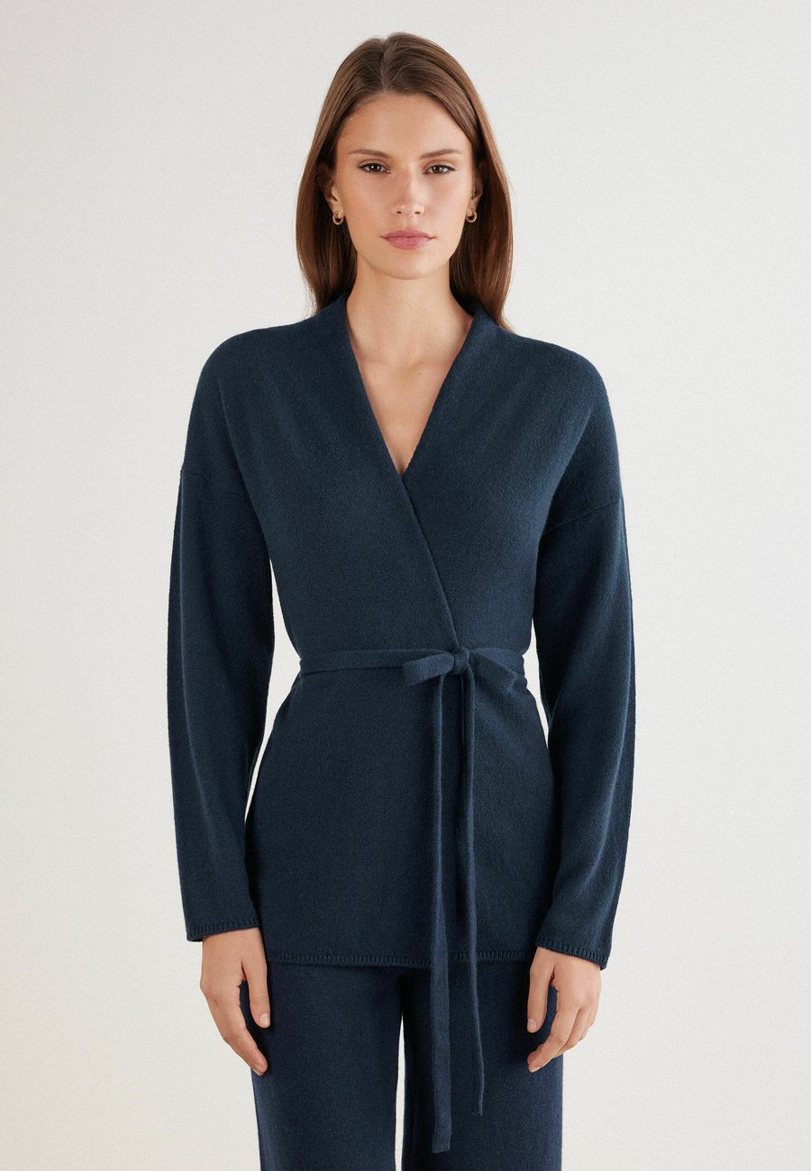 Кардиган Intimissimi Cardigan, Blue/Dark Blue
Кардиган Intimissimi Cardigan, Blue/Dark Blue