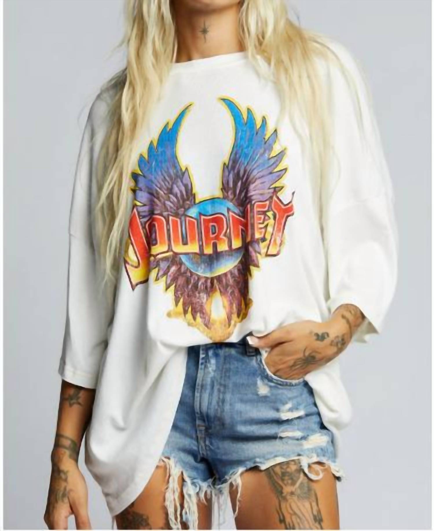 Футболка Journey Oversize Band Tee цвета жемчуга Recycled Karma, Pearl
Футболка Journey Oversize Band Tee цвета жемчуга Recycled Karma, Pearl