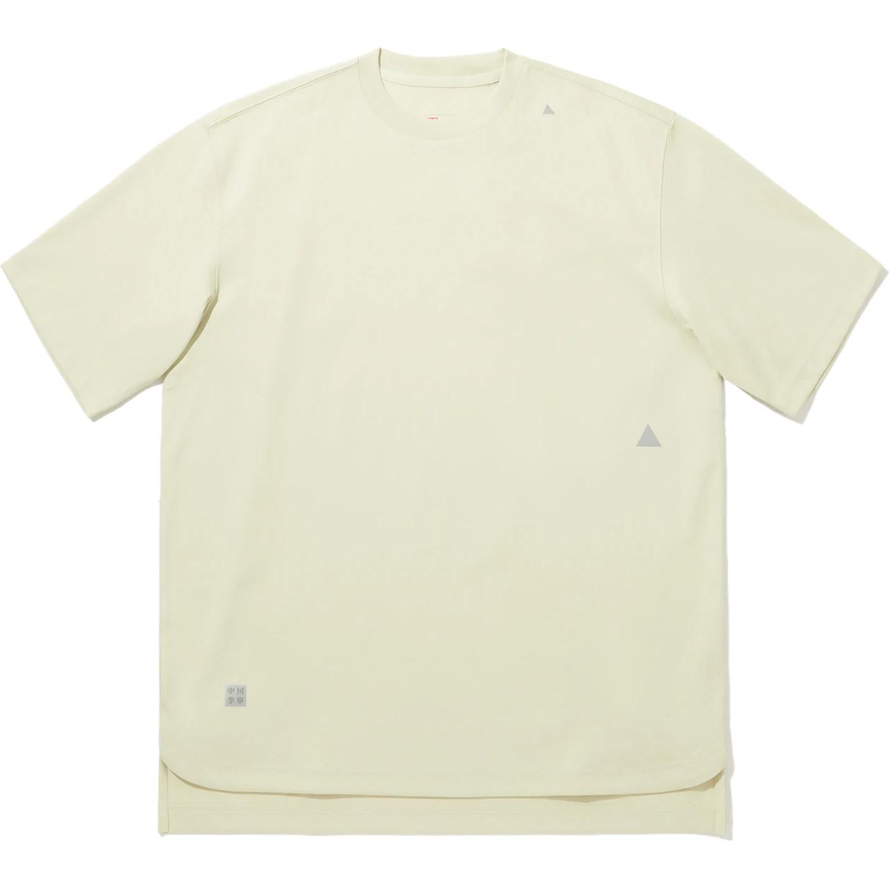 Футболка LiNing унисекс, цвет «устрично-белый»
Футболка LiNing унисекс, цвет «устрично-белый»