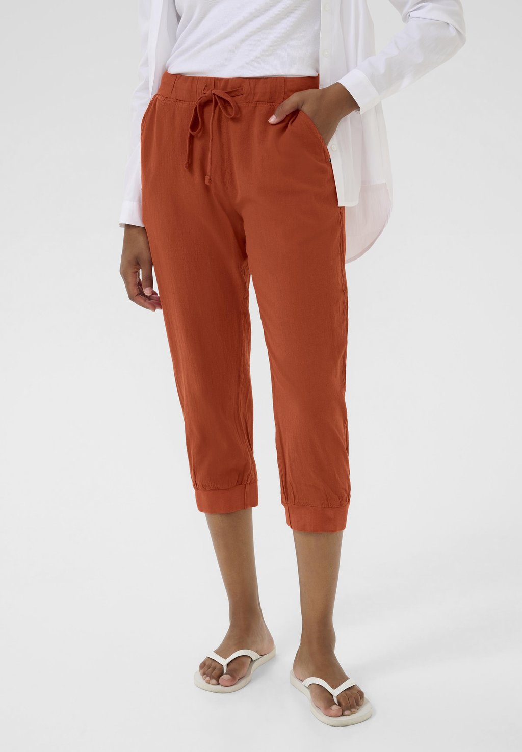 Брюки KANAYA CAPRI Kaffe, оранжевый
Брюки KANAYA CAPRI Kaffe, оранжевый