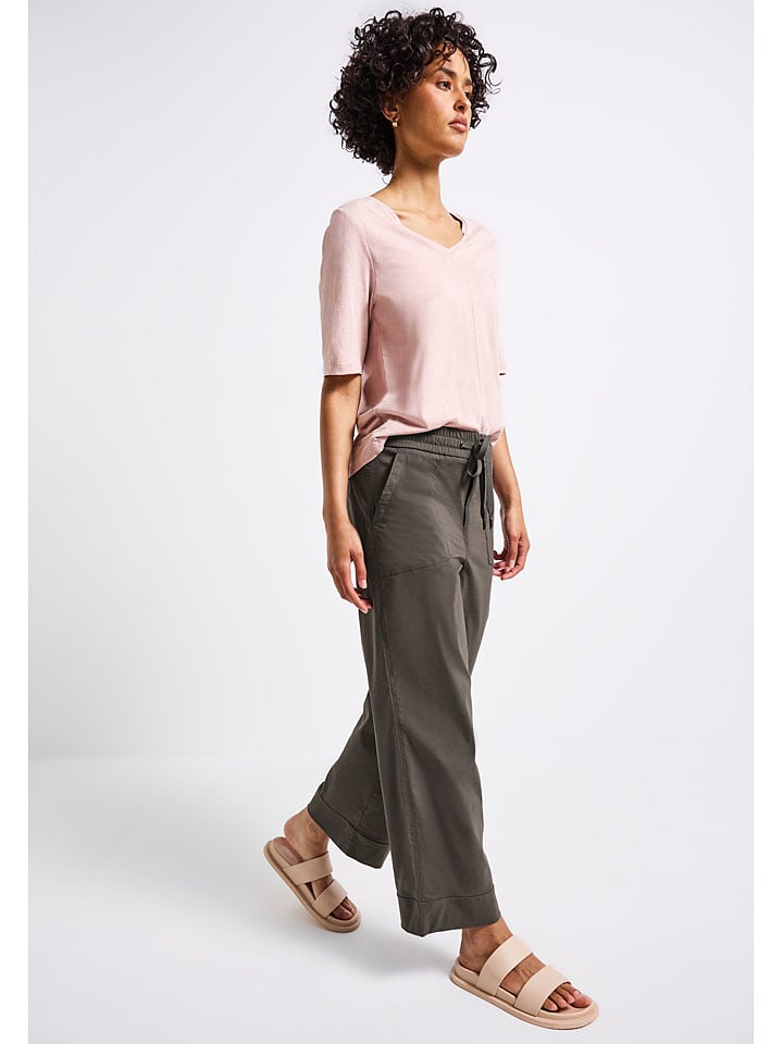 Брюки антрацитового цвета Street One
Брюки антрацитового цвета Street One