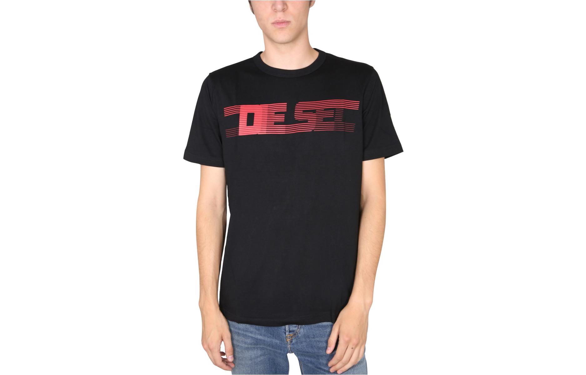 Футболка мужская черная DIESEL 
Футболка мужская черная DIESEL