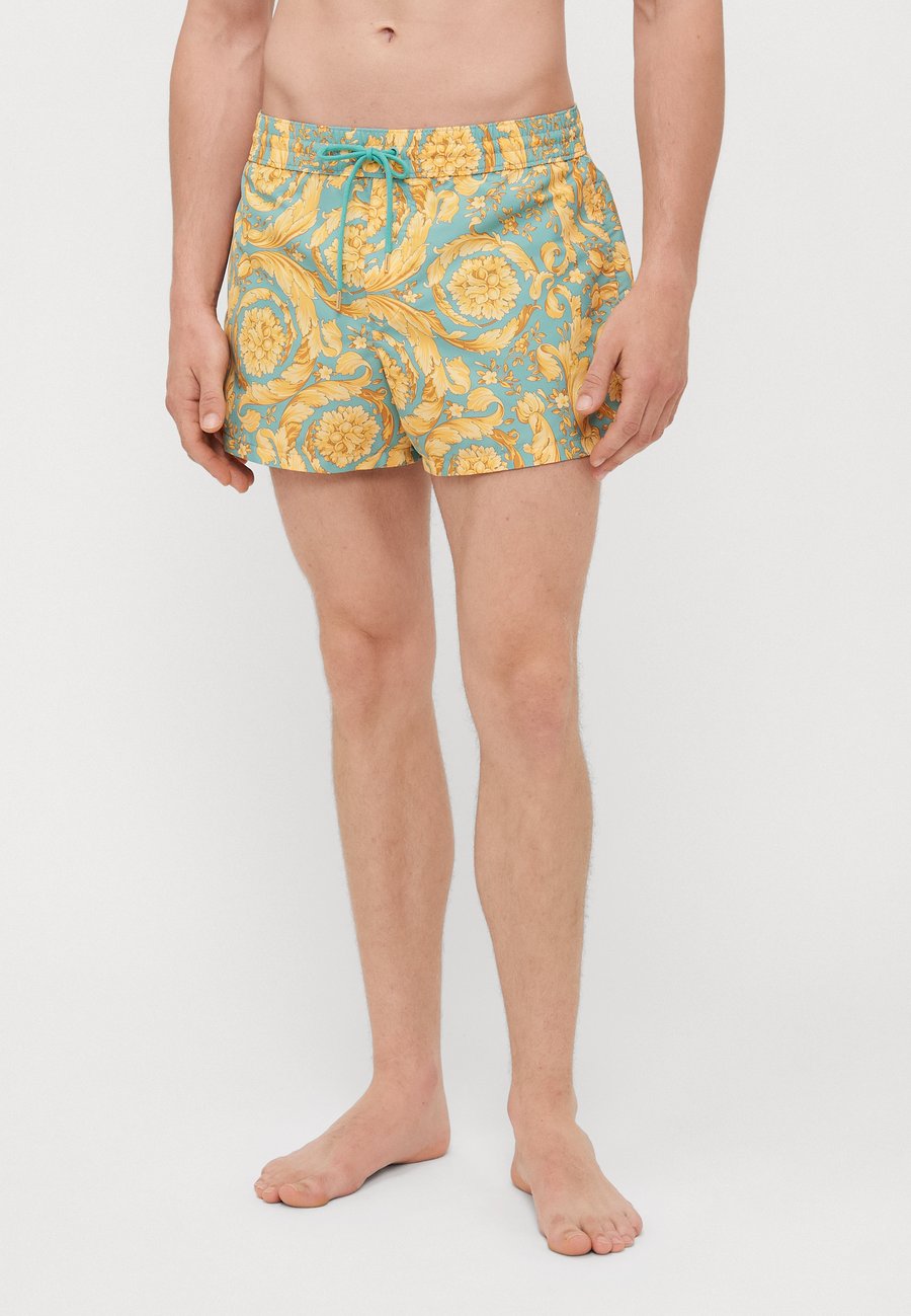 Шорты для плавания Versace SWIM BOXER GOLFO ALL OVER BAROQUE PRINT, Sea Green/Oro/Yellow
Шорты для плавания Versace SWIM BOXER GOLFO ALL OVER BAROQUE PRINT, Sea Green/Oro/Yellow